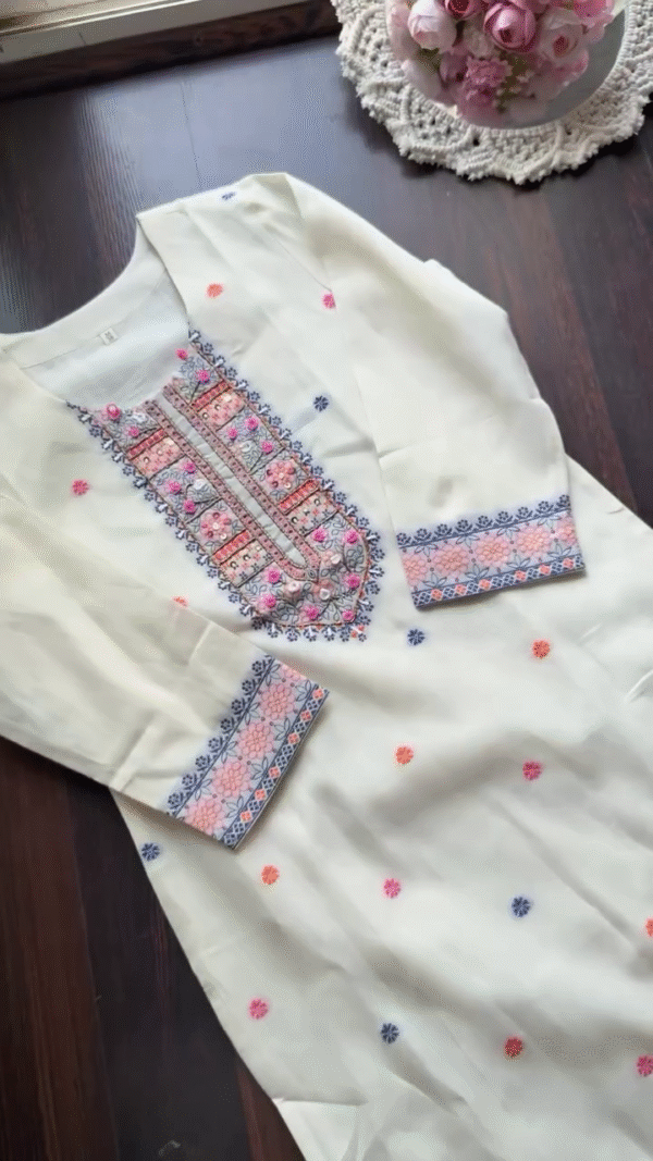 Elegant Cream Cotton Kurta Set – Multicolor Floral Embroidery with Organza Dupatta and Matching Pants - Image 2